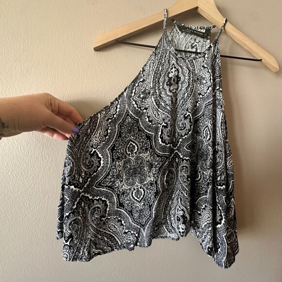 Women's XS Zara Women Paisley Halter Crop Black White Pattern Flowy - Picture 3 of 9